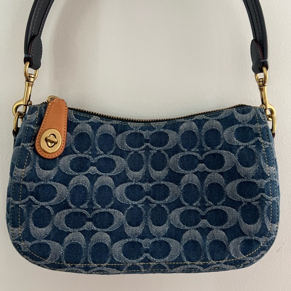 Coach Denim Swinger - Picture 1 of 9